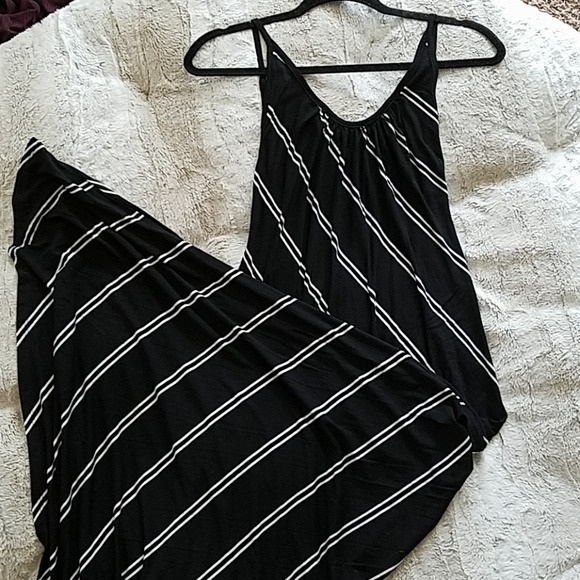 Boutique Maxi Dress - Picture 1 of 5